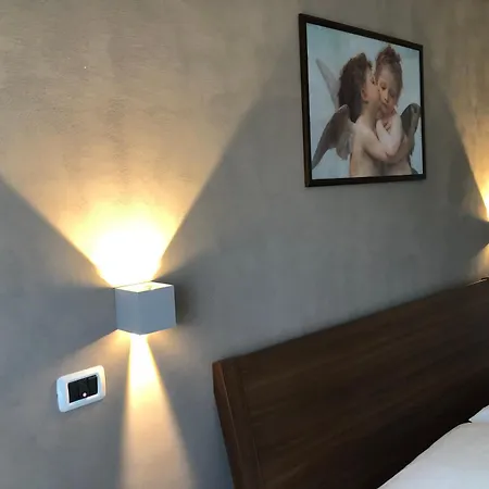 新御住宿加早餐旅馆 阿杰罗拉