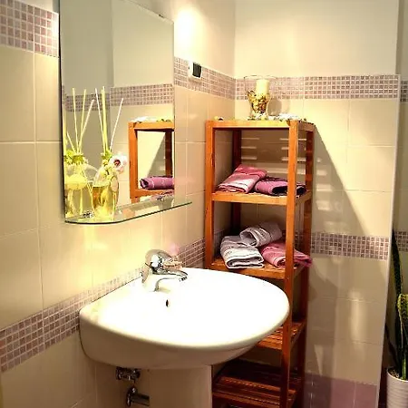 New Royal Bed & Breakfast 3*