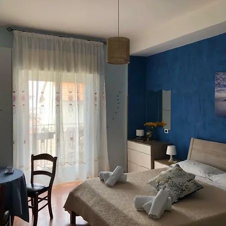 New Royal Bed & Breakfast